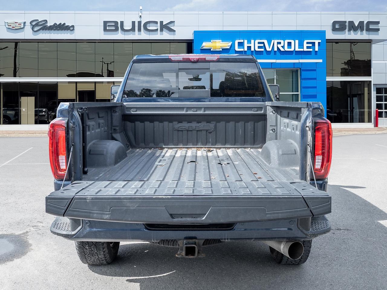 2022 GMC SIERRA 2500HD AT4 Crew Cab 4x4 Duramax Diesel   AT4 Premium PKG Photo