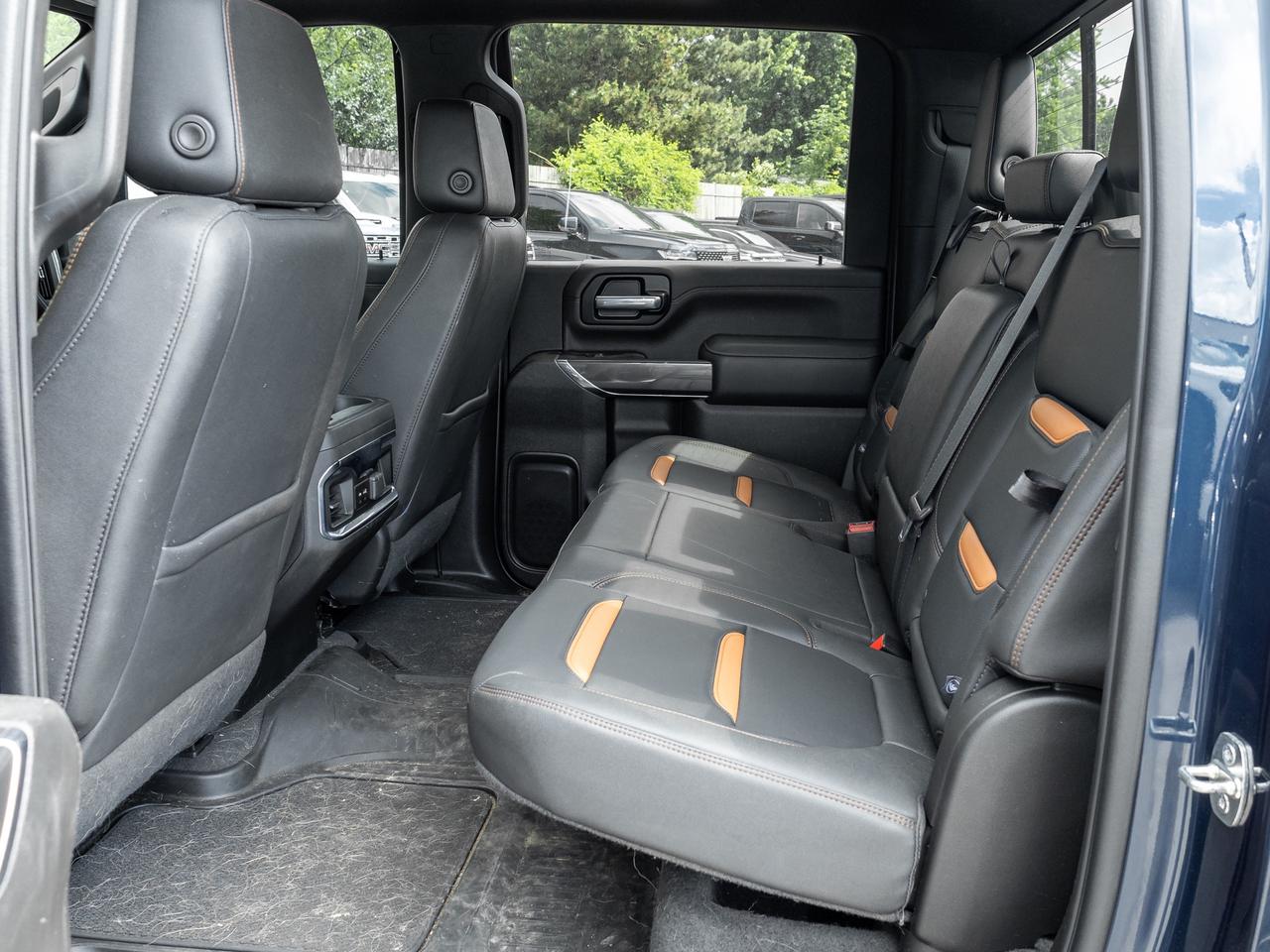 2022 GMC SIERRA 2500HD AT4 Crew Cab 4x4 Duramax Diesel   AT4 Premium PKG Photo