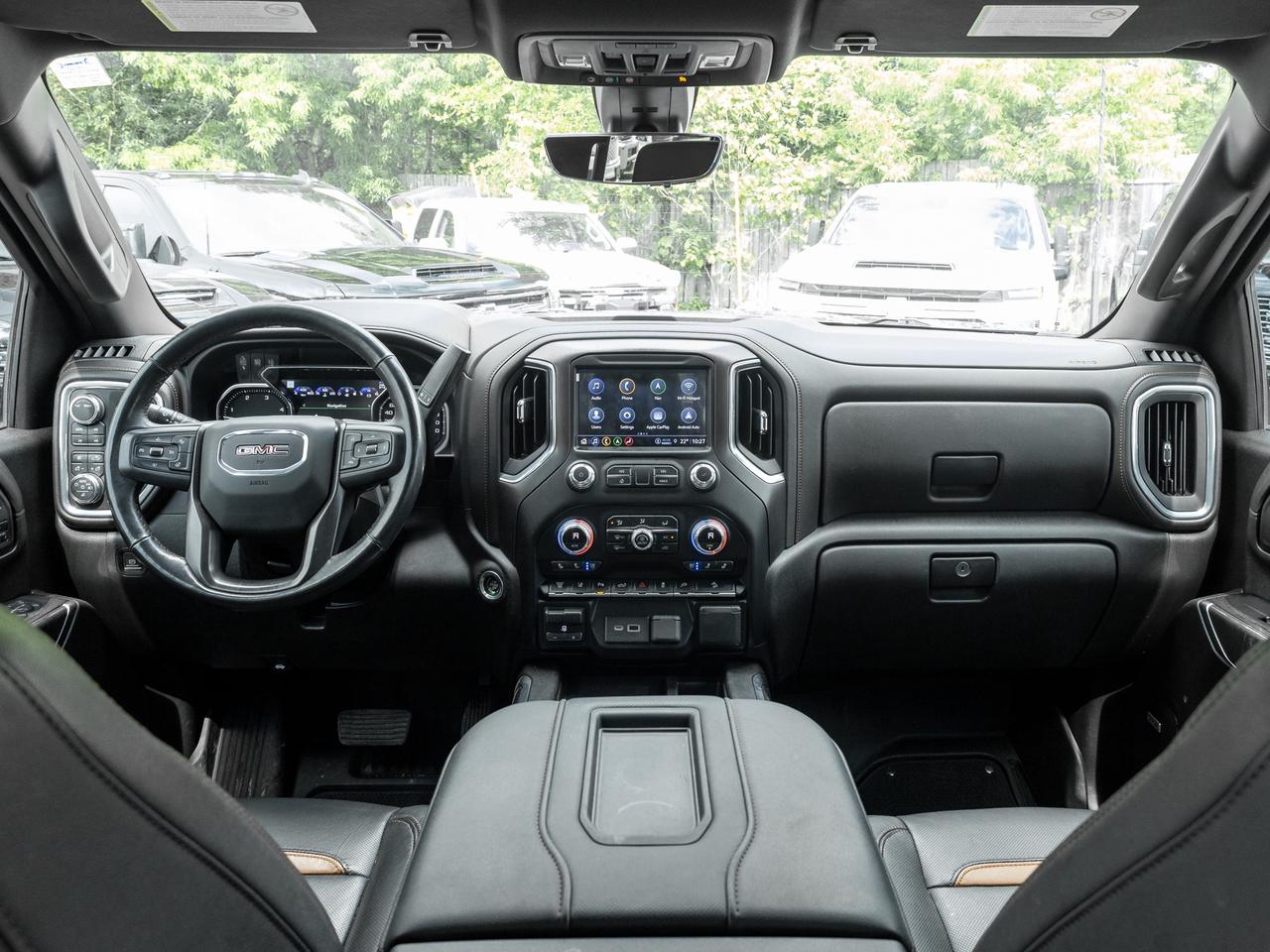2022 GMC SIERRA 2500HD AT4 Crew Cab 4x4 Duramax Diesel   AT4 Premium PKG Photo
