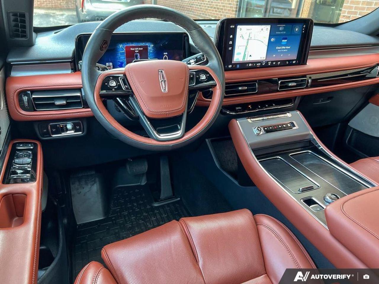 2025 Lincoln Aviator Reserve   201A   MOONROOF   HTD STEER WHEEL Photo
