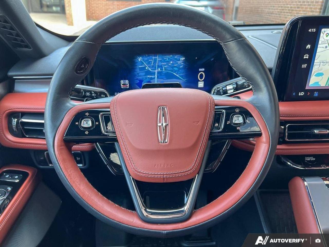 2025 Lincoln Aviator Reserve   201A   MOONROOF   HTD STEER WHEEL Photo