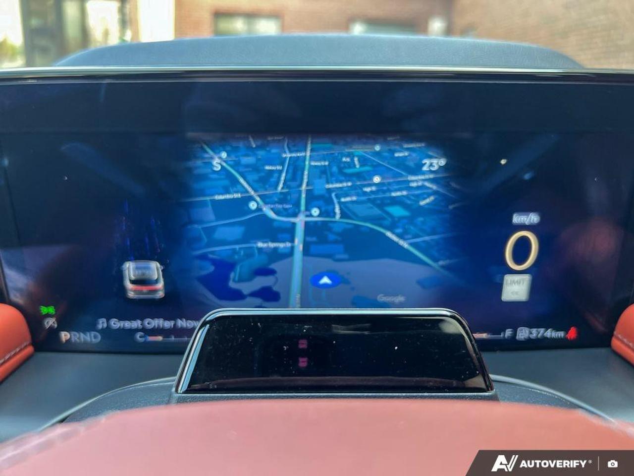 2025 Lincoln Aviator Reserve   201A   MOONROOF   HTD STEER WHEEL Photo
