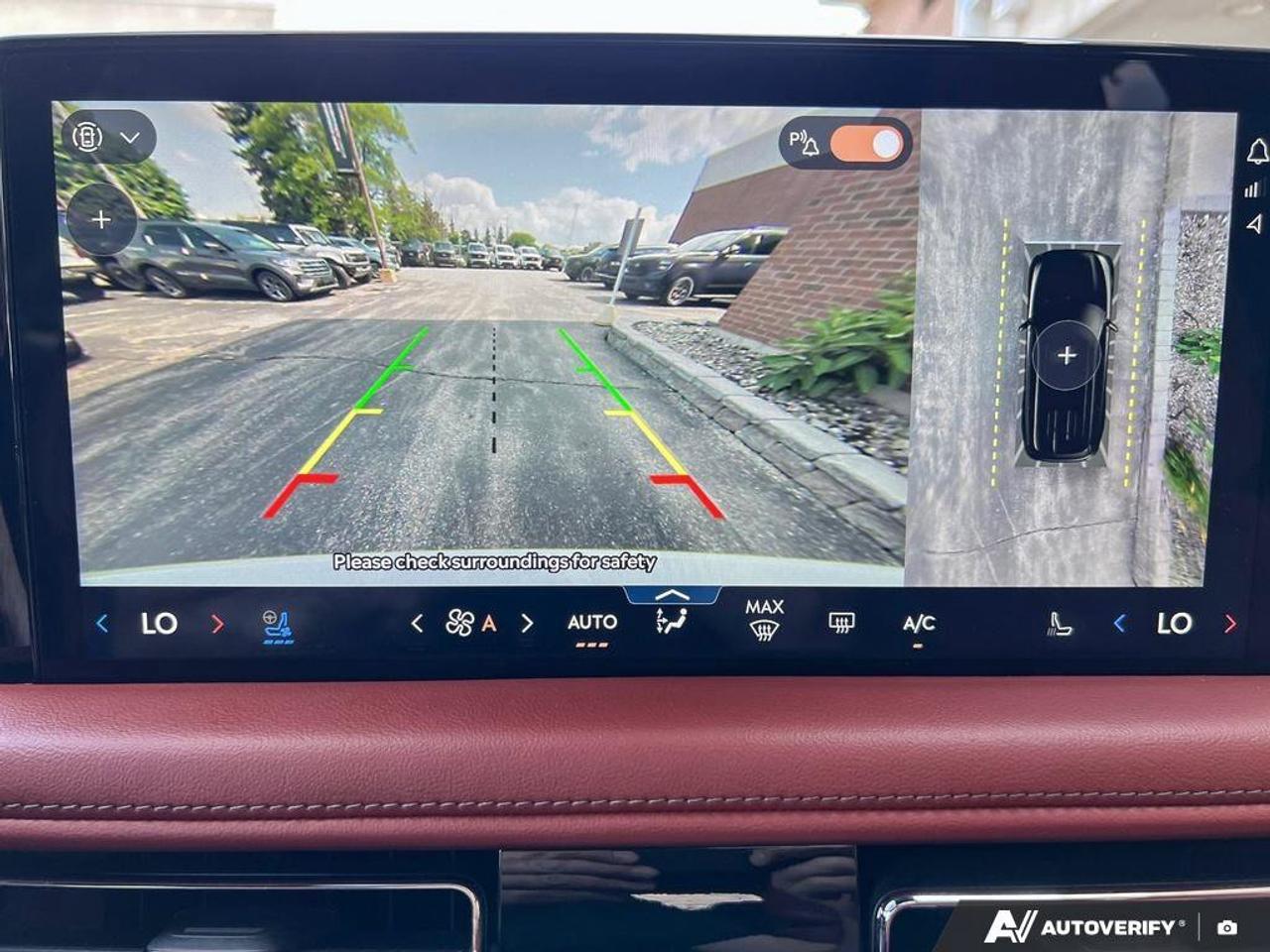 2025 Lincoln Aviator Reserve   201A   MOONROOF   HTD STEER WHEEL Photo