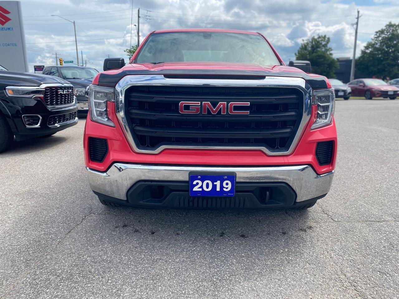 2019 GMC Sierra 1500 Crew Cab 4x4 ~5.3L V8 ~CarPlay ~Camera ~LOW KM! Photo