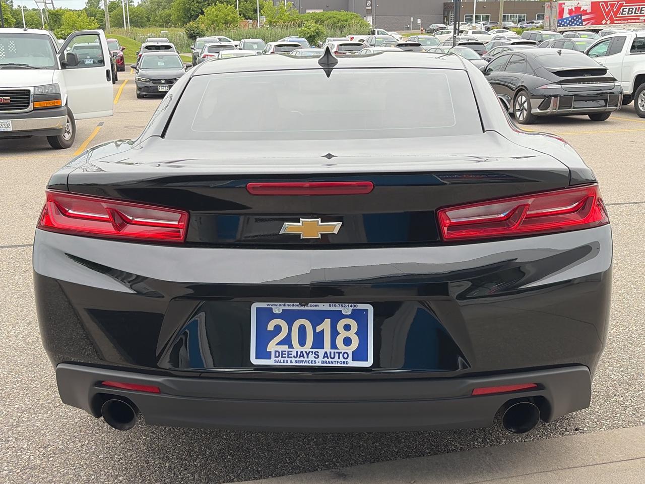 2018 Chevrolet Camaro 1LT Photo3