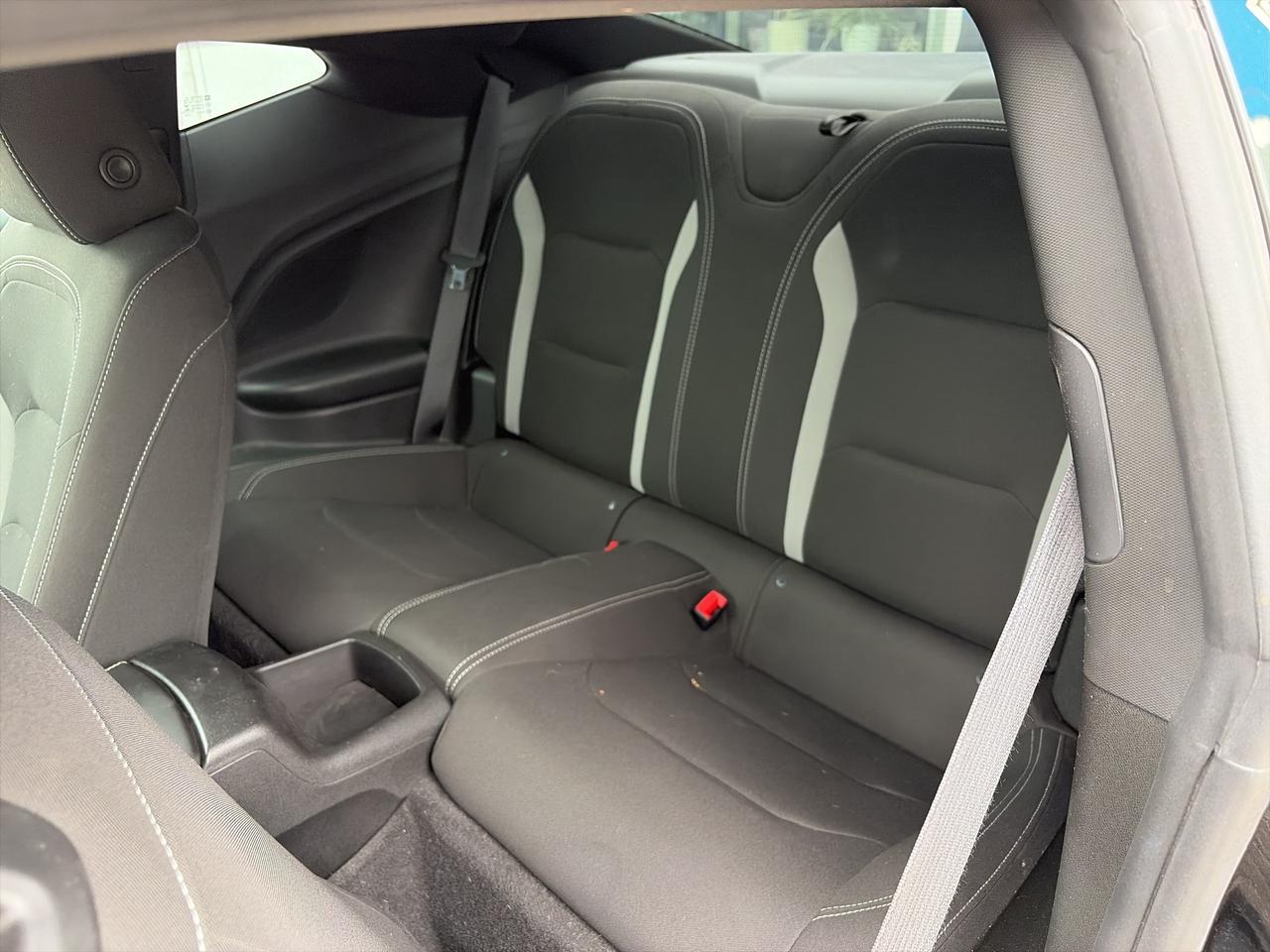 2018 Chevrolet Camaro 1LT Photo