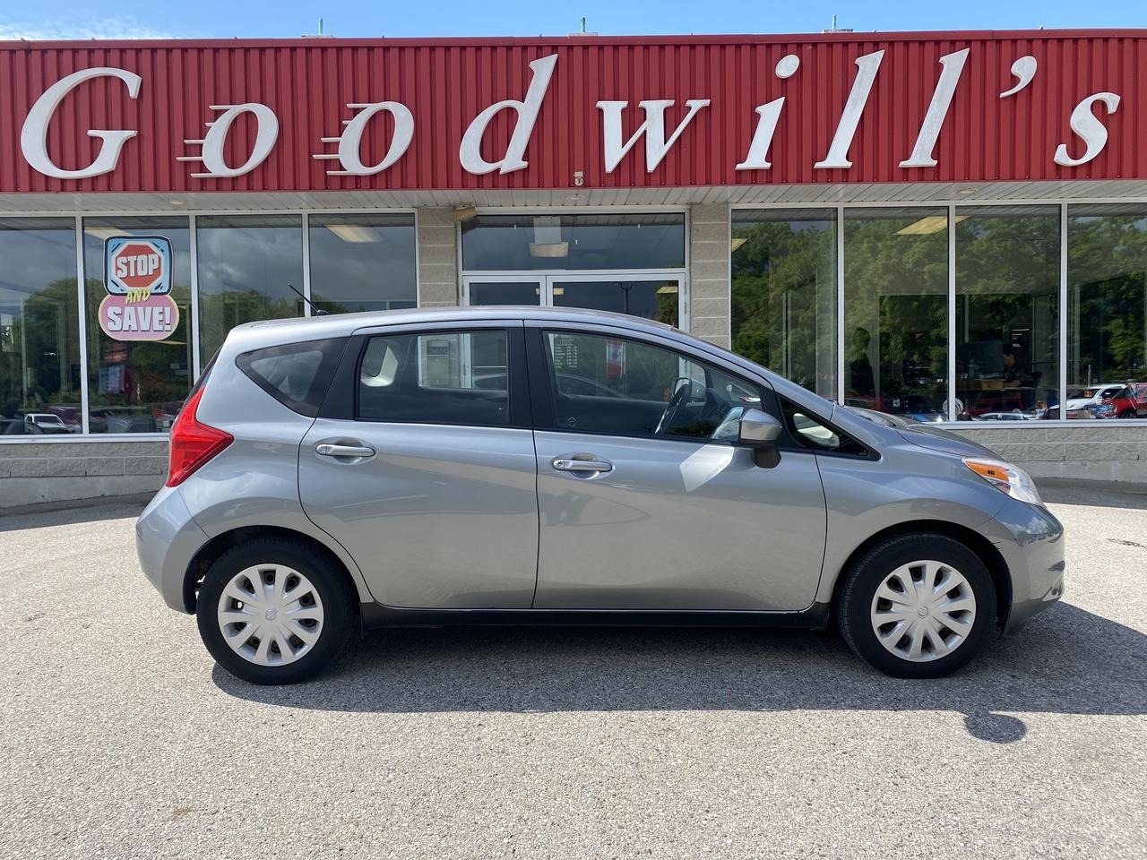 2015 Nissan Versa Note S, CLEAN CARFAX, AUTOMATIC, ONLY 79 000 KMS! Photo0