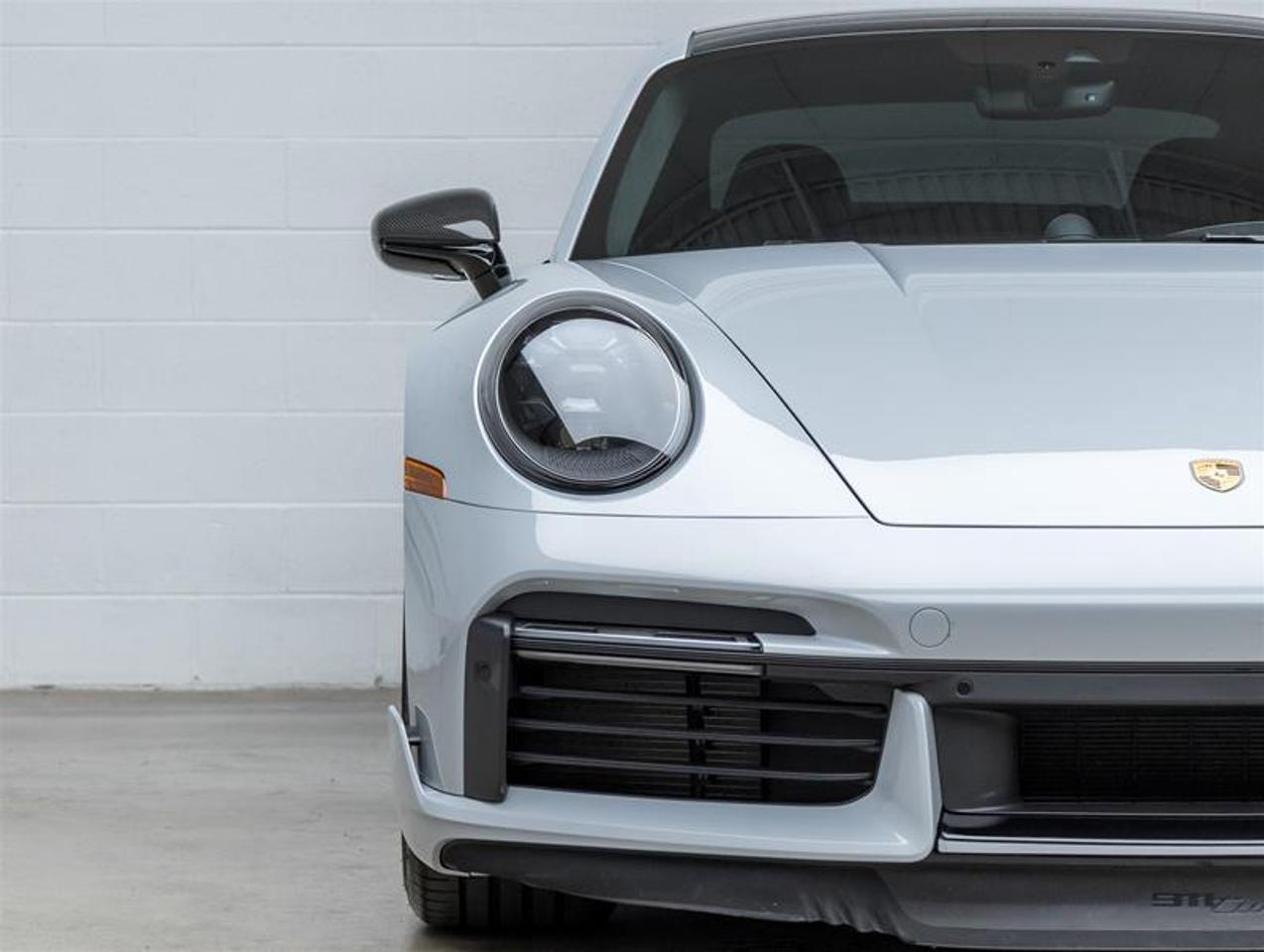 2024 Porsche 911  Photo2