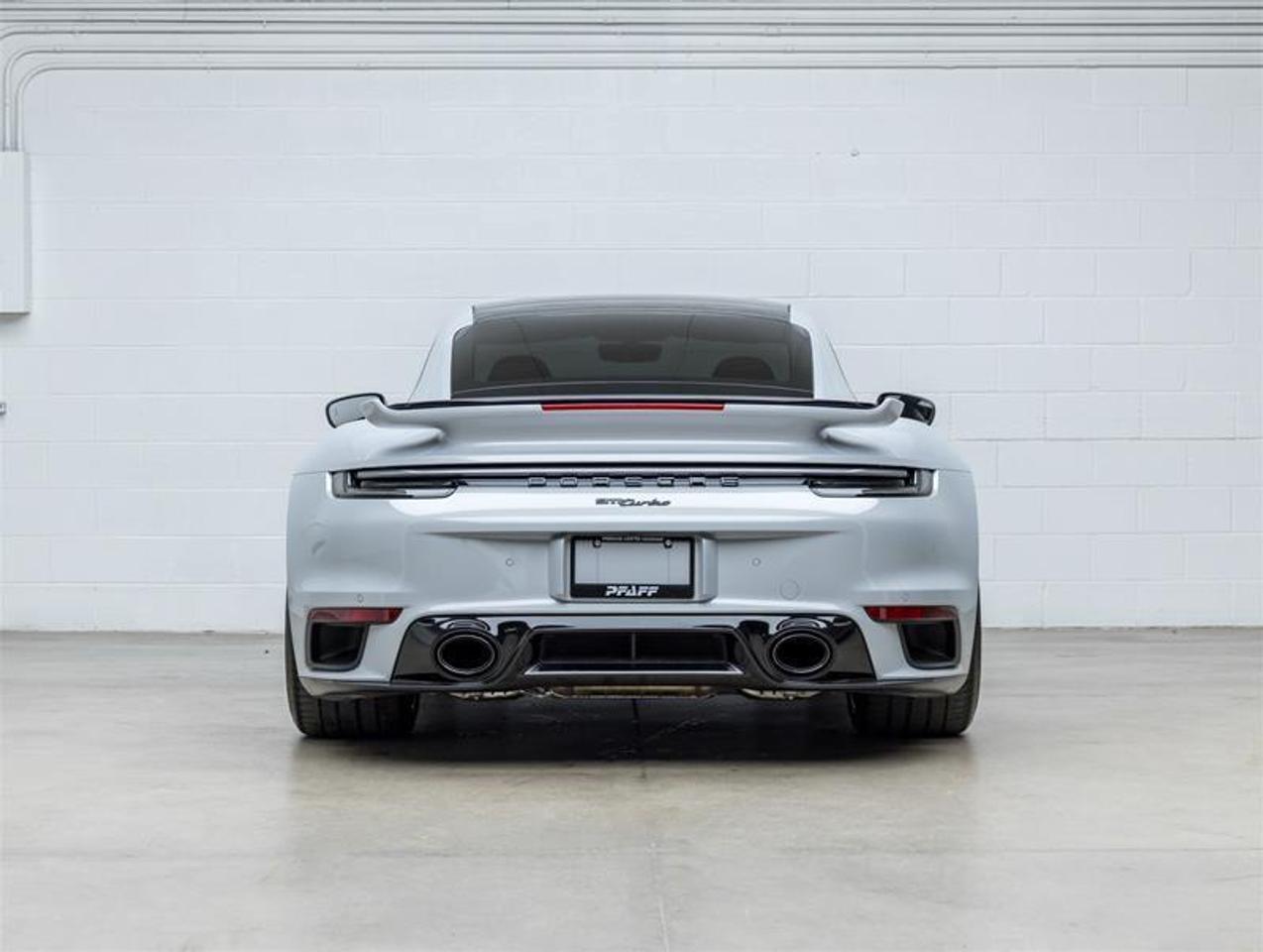 2024 Porsche 911  Photo