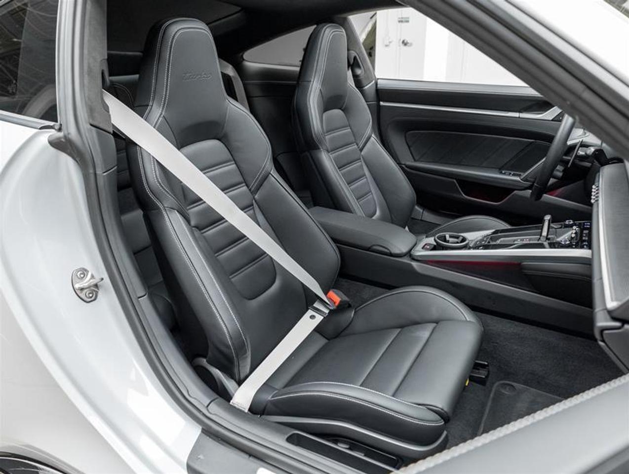 2024 Porsche 911  Photo