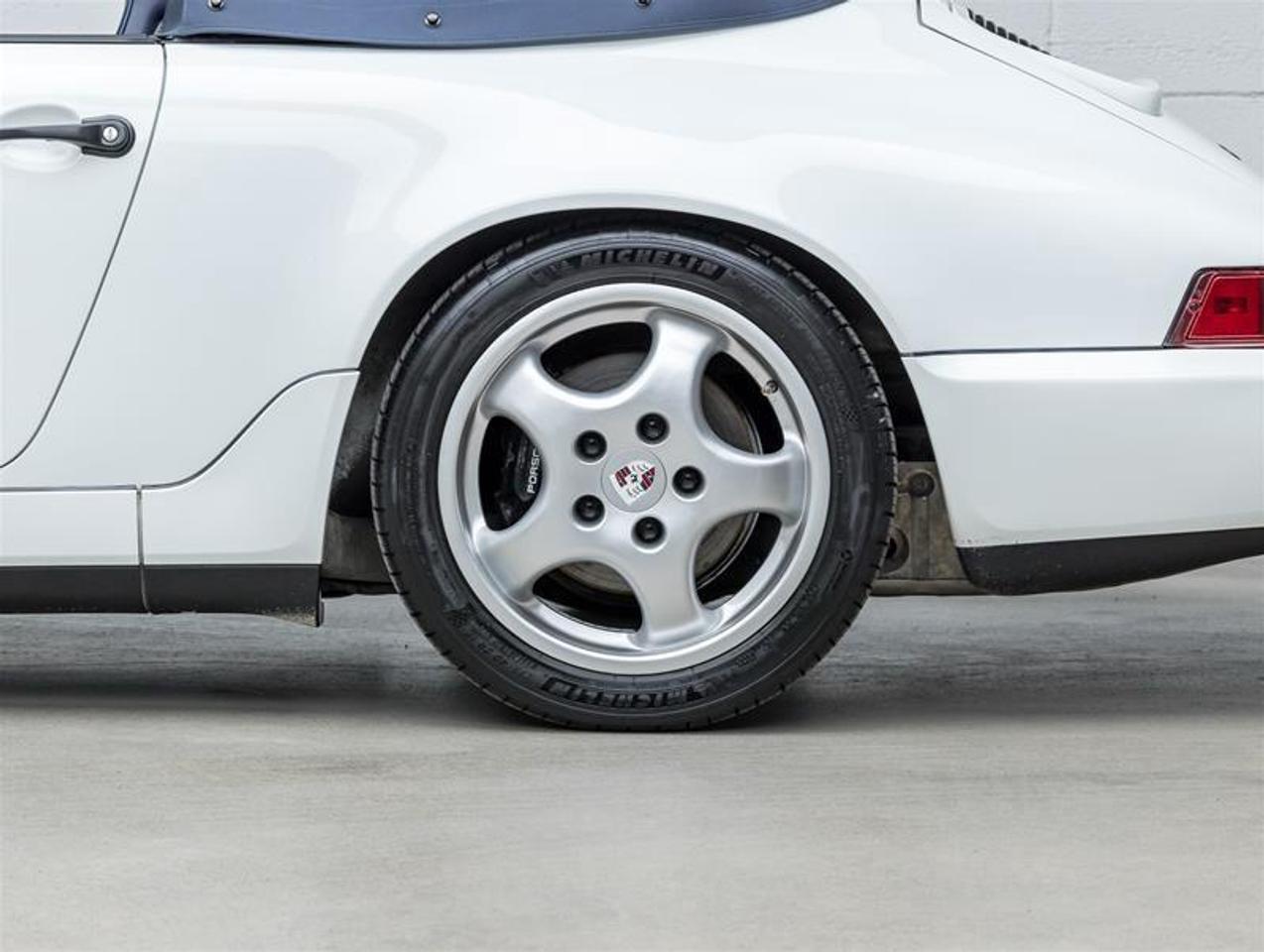1993 Porsche 911  Photo