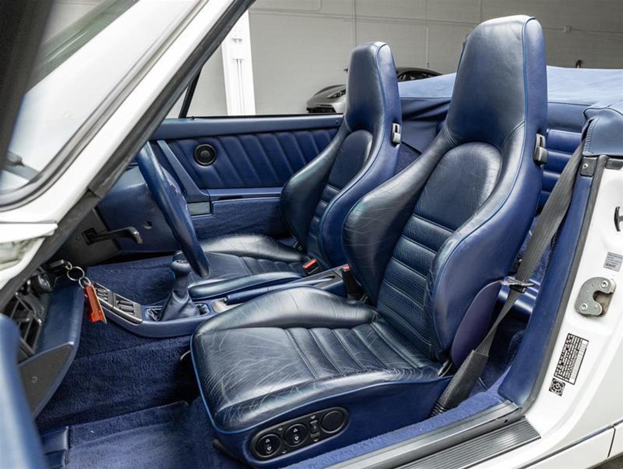1993 Porsche 911  Photo