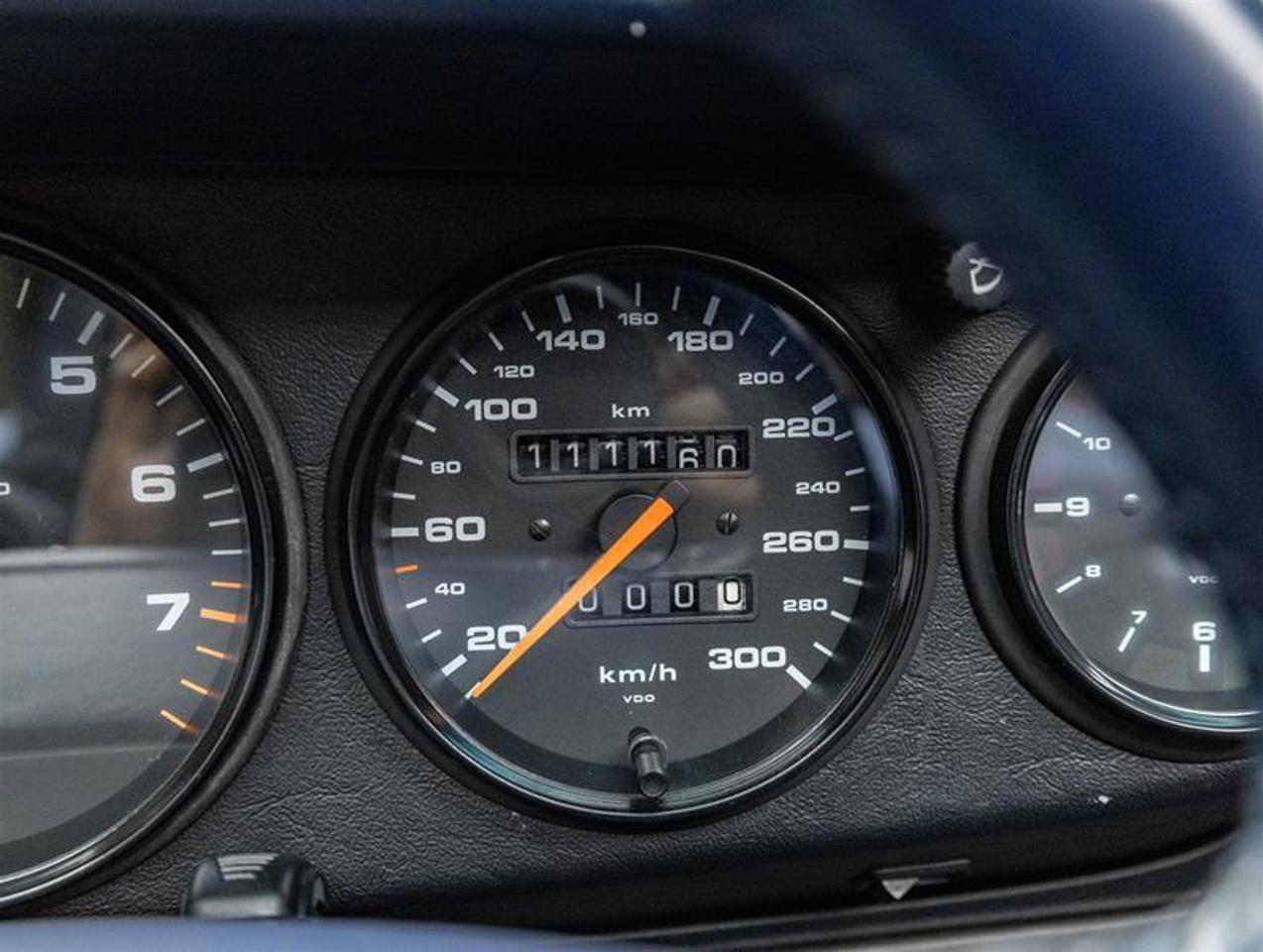 1993 Porsche 911  Photo