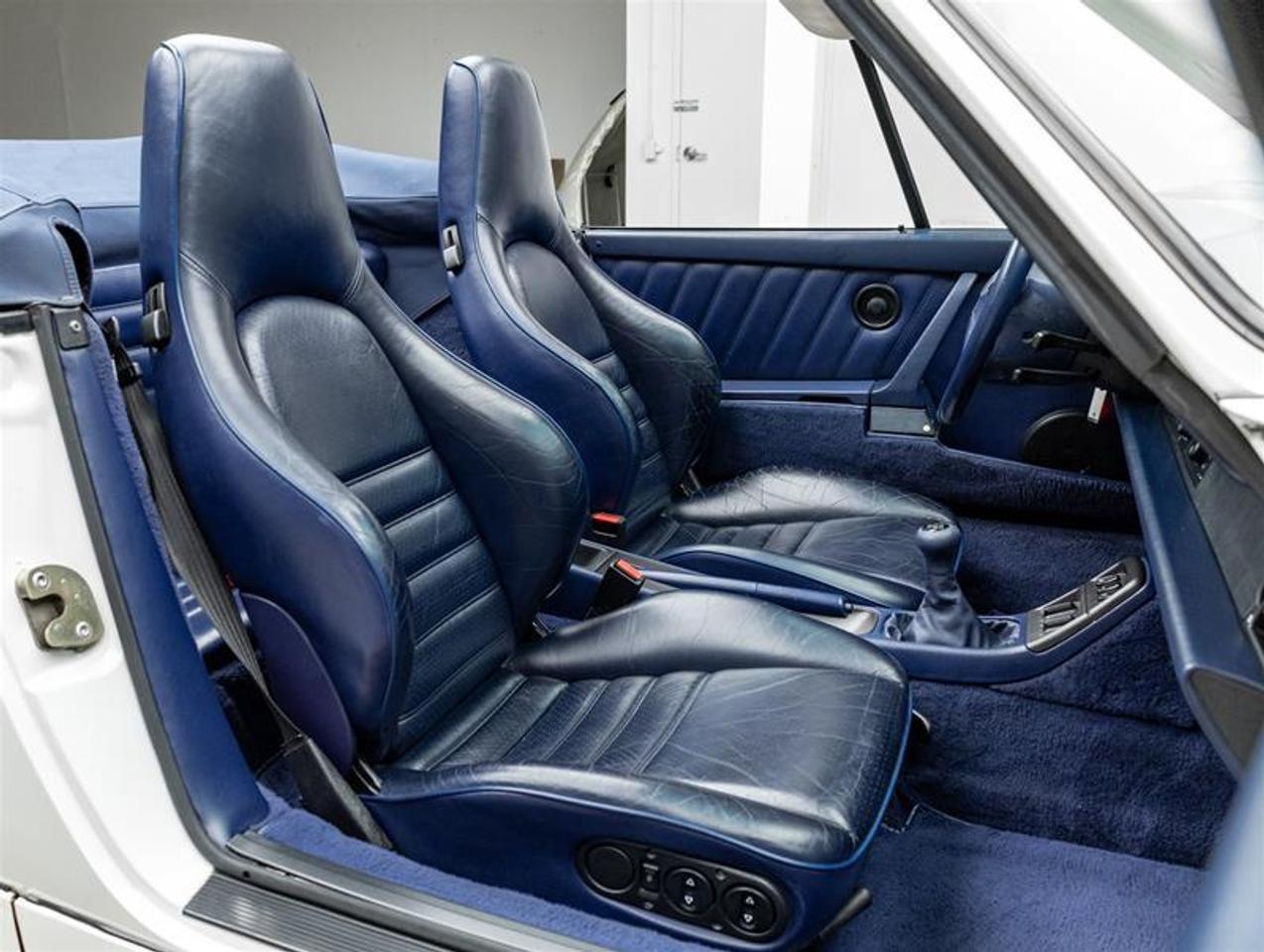 1993 Porsche 911  Photo