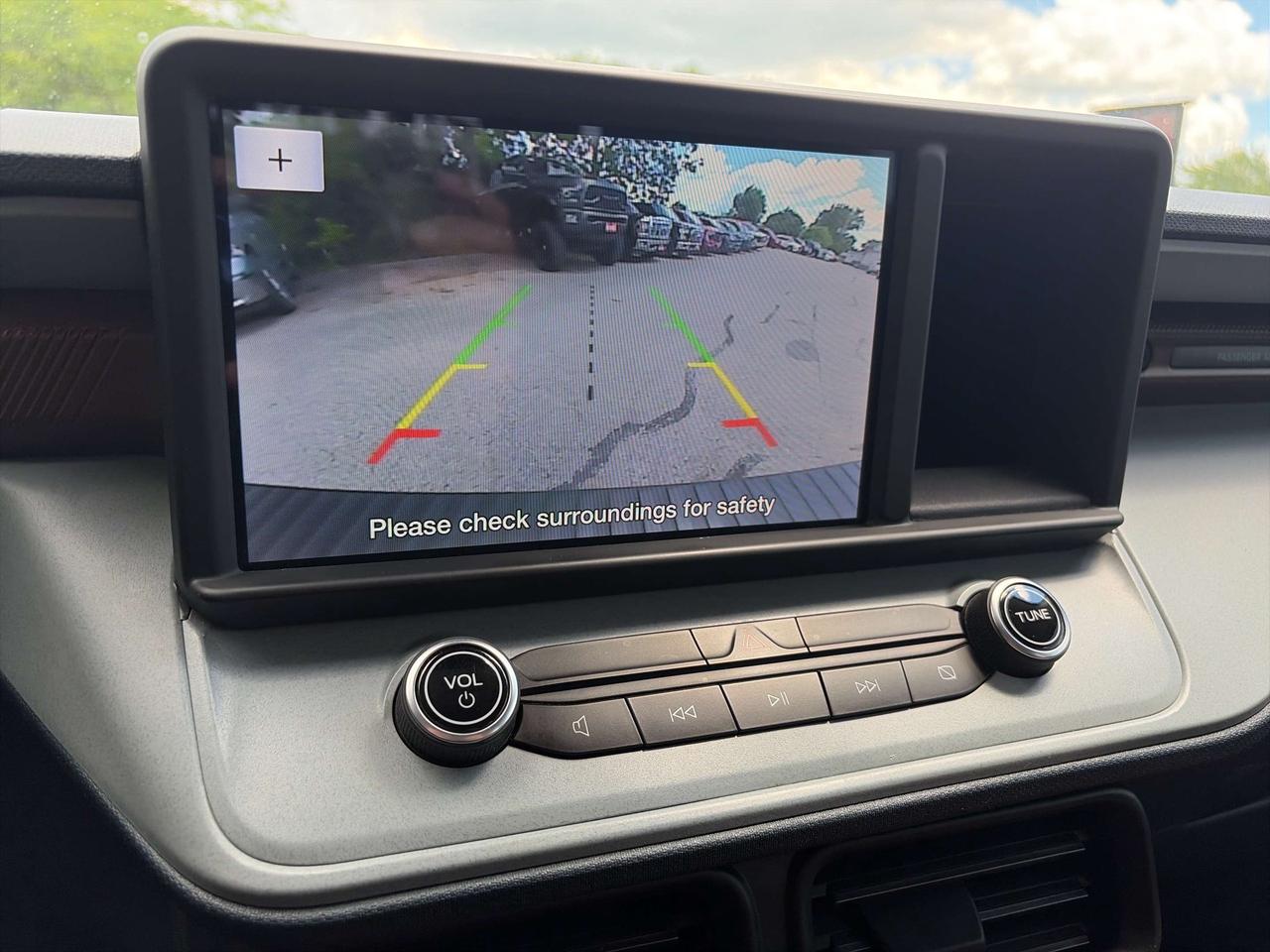 2022 Ford Maverick LARIAT, CLEAN CARFAX, BACK UP CAMERA! Photo