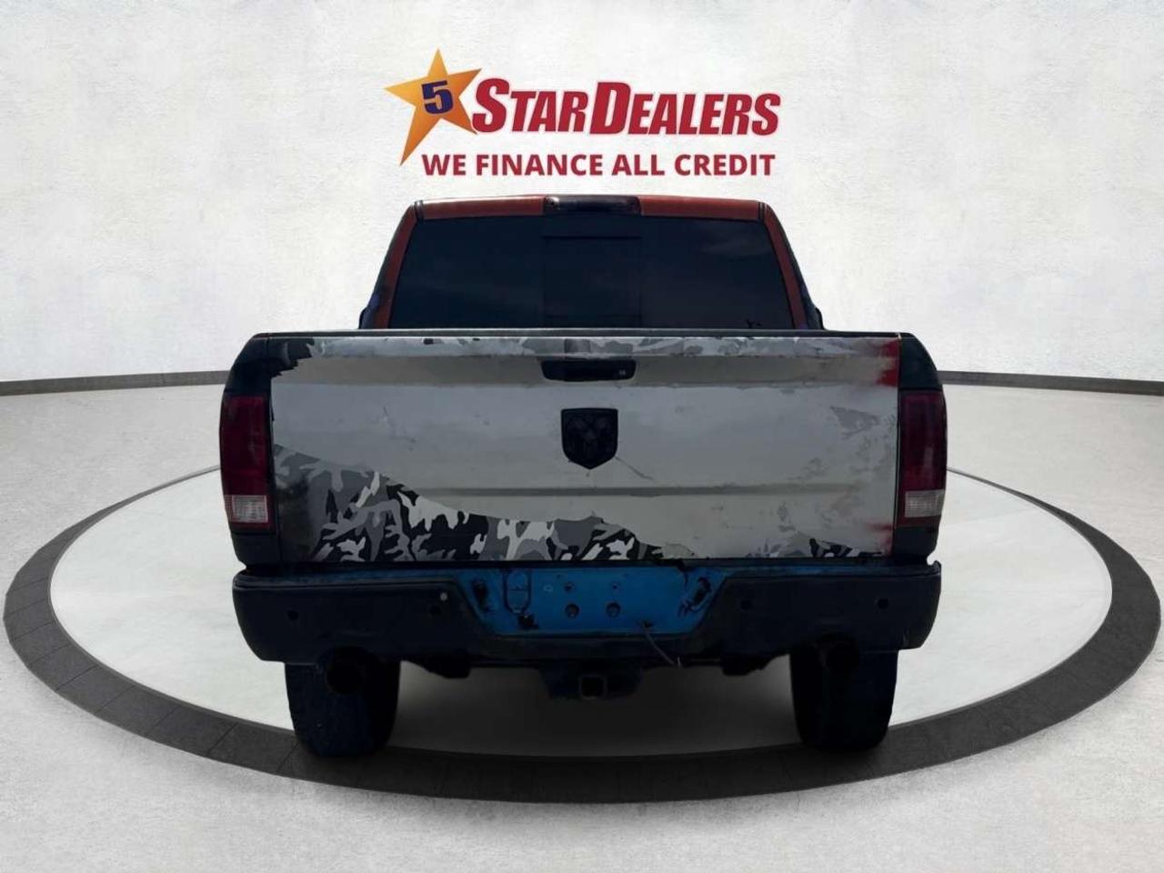 2016 RAM 1500 4WD Crew Cab 140.5  SLT WE FINANCE ALL CREDIT! Photo