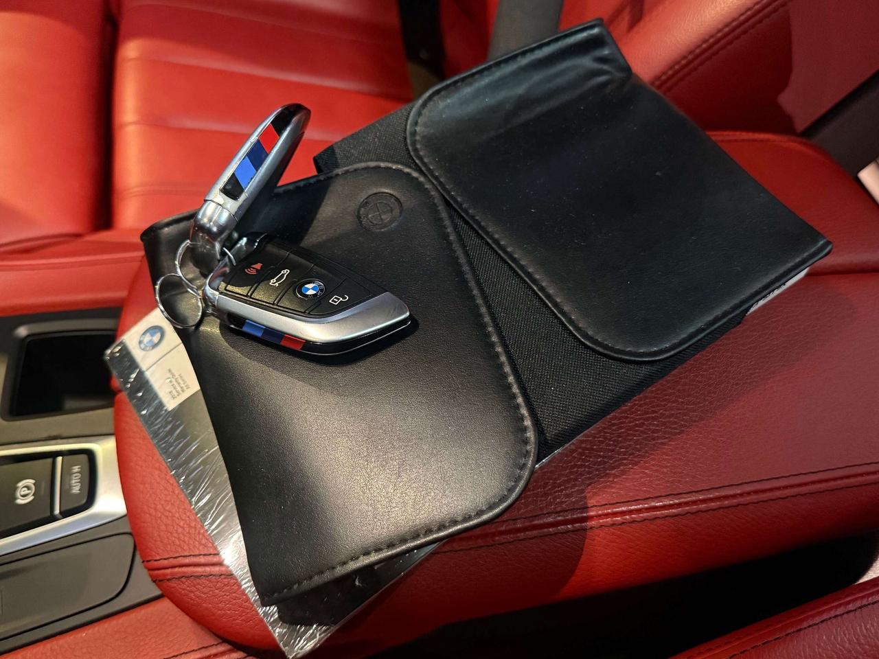 2019 BMW X6 M-Sport l Carbon Upgrade l 300HP l 3.0TT l 6Cyl Photo