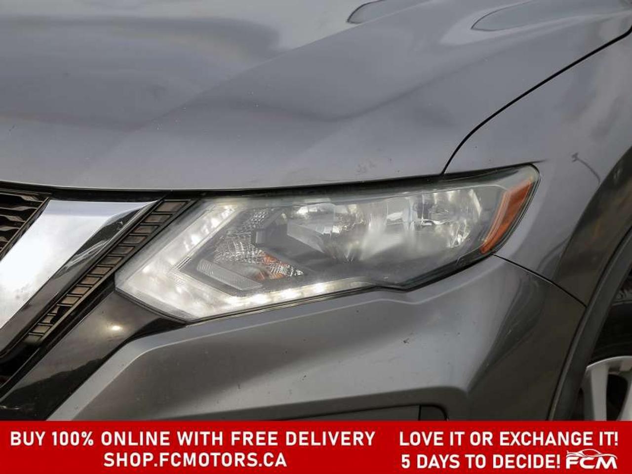 2017 Nissan Rogue SV AWD   FULLY CERTIFIED WITH WARRANTY Photo
