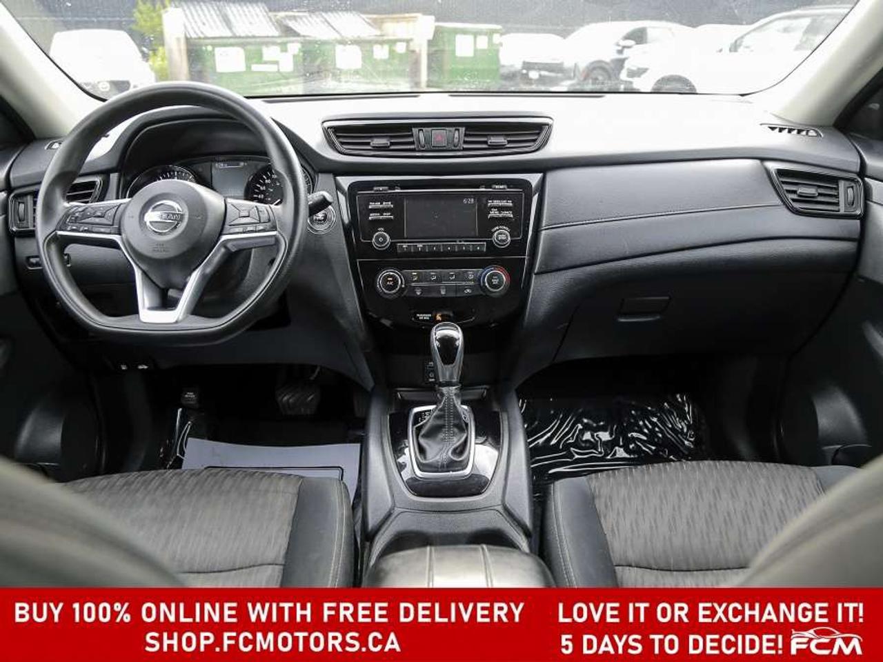 2017 Nissan Rogue SV AWD   FULLY CERTIFIED WITH WARRANTY Photo