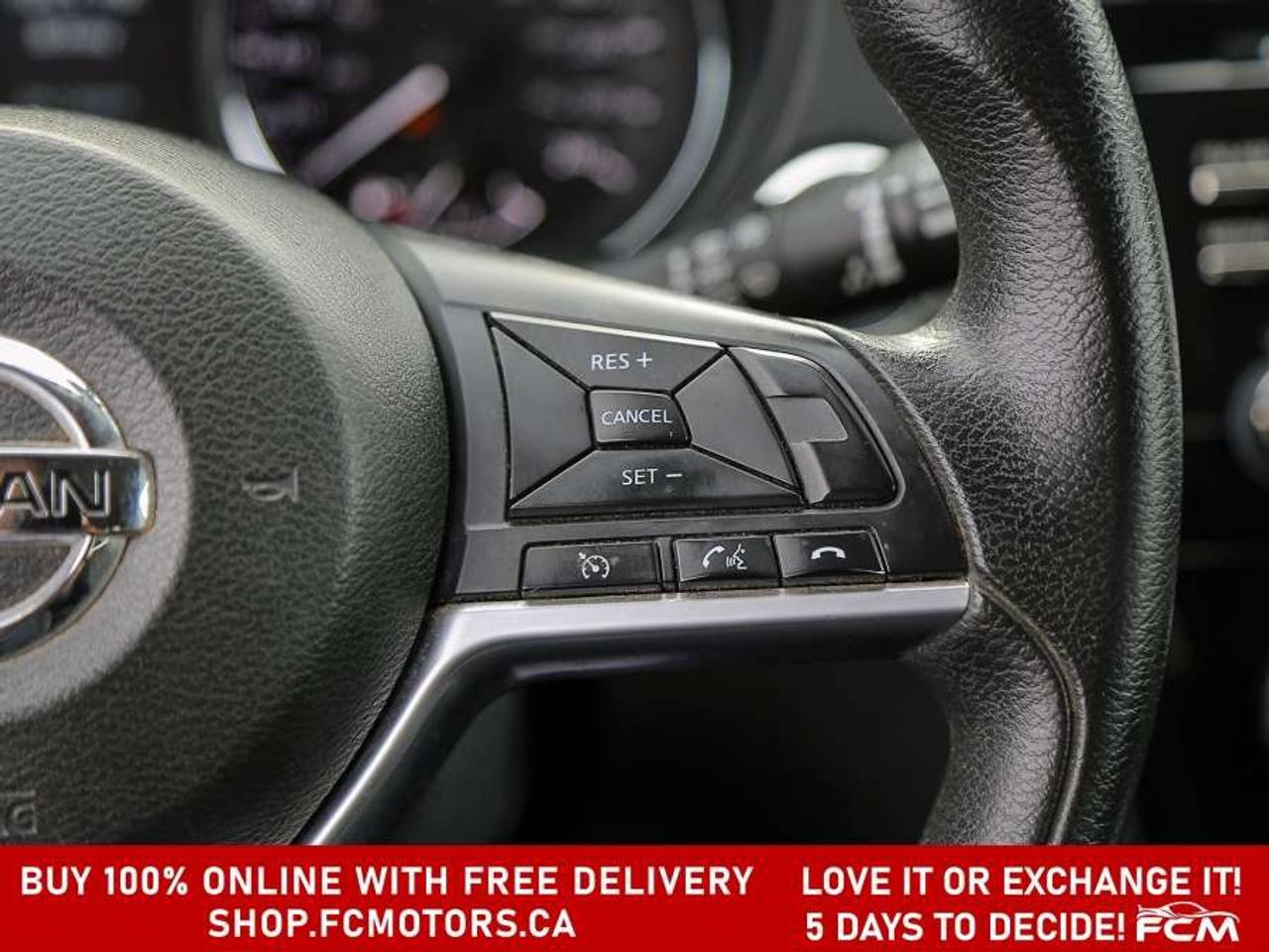 2017 Nissan Rogue SV AWD   FULLY CERTIFIED WITH WARRANTY Photo
