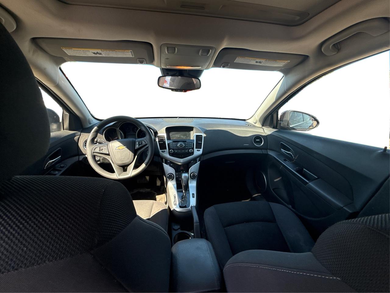 2016 Chevrolet Cruze CERTIFIED CLEAN  LT w-2LT  WE FINANCE ALL CREDIT! Photo