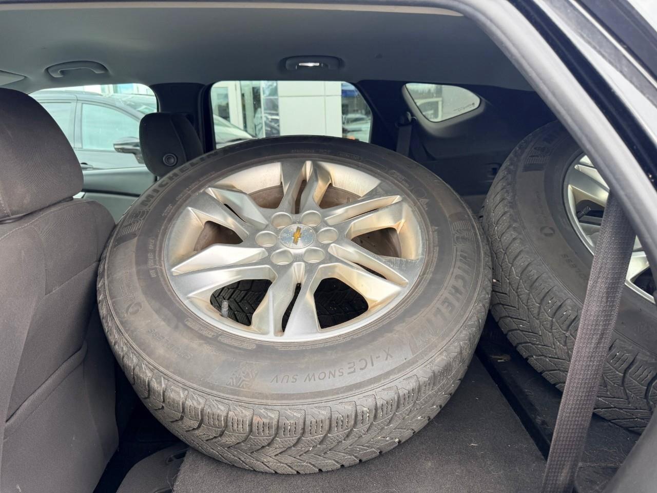 2019 Chevrolet Blazer FWD 4dr  3.6L Photo