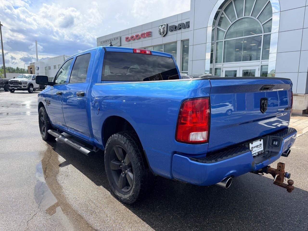 2019 RAM 1500 Classic Express 4x4 Crew Cab 5'7  Box Photo