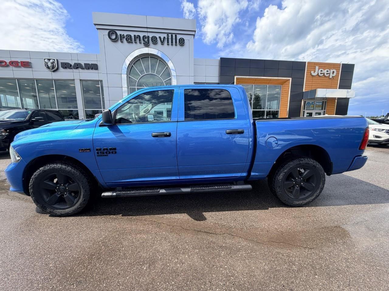 2019 RAM 1500 Classic Express 4x4 Crew Cab 5'7  Box Photo