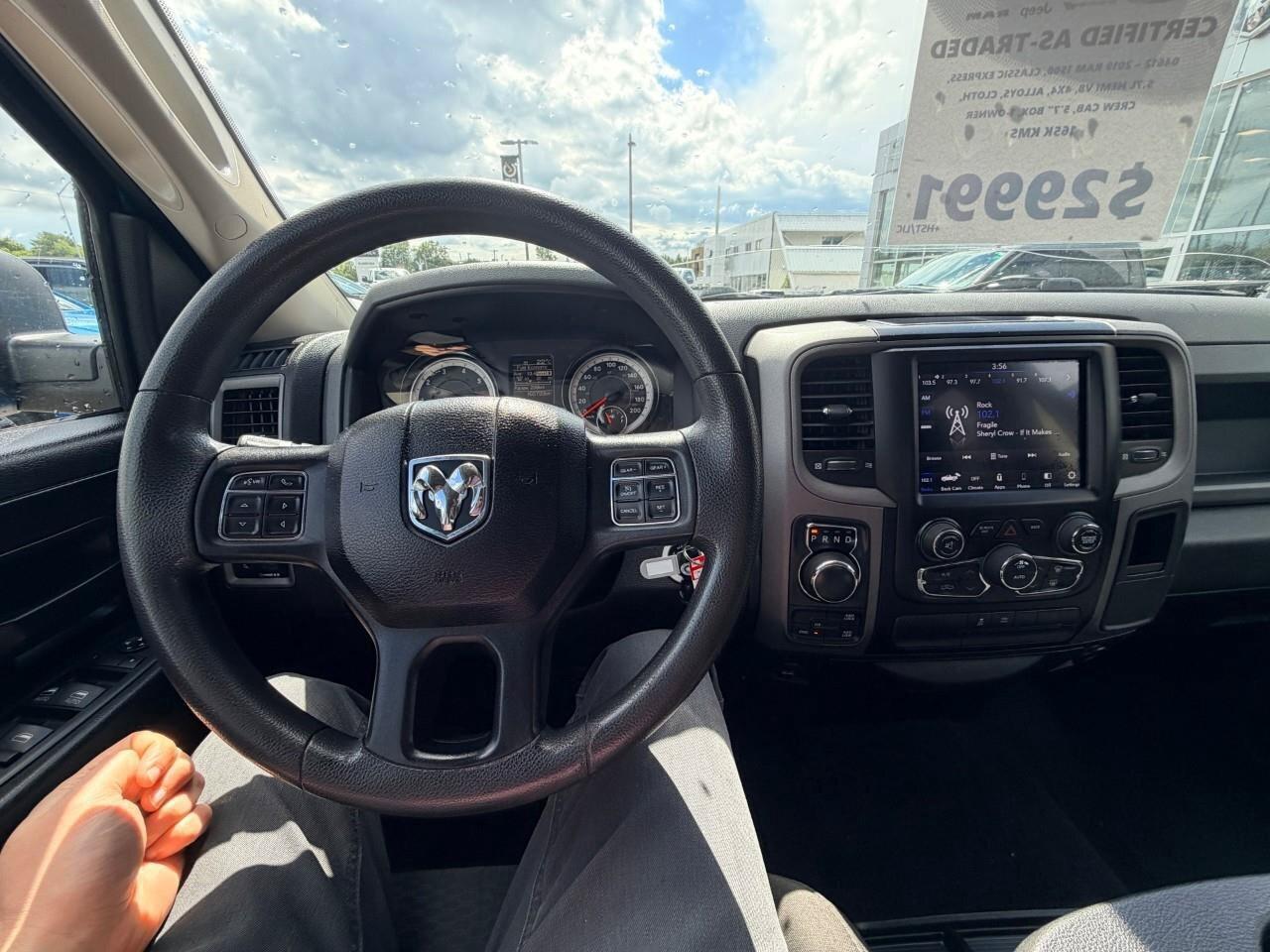 2019 RAM 1500 Classic Express 4x4 Crew Cab 5'7  Box Photo