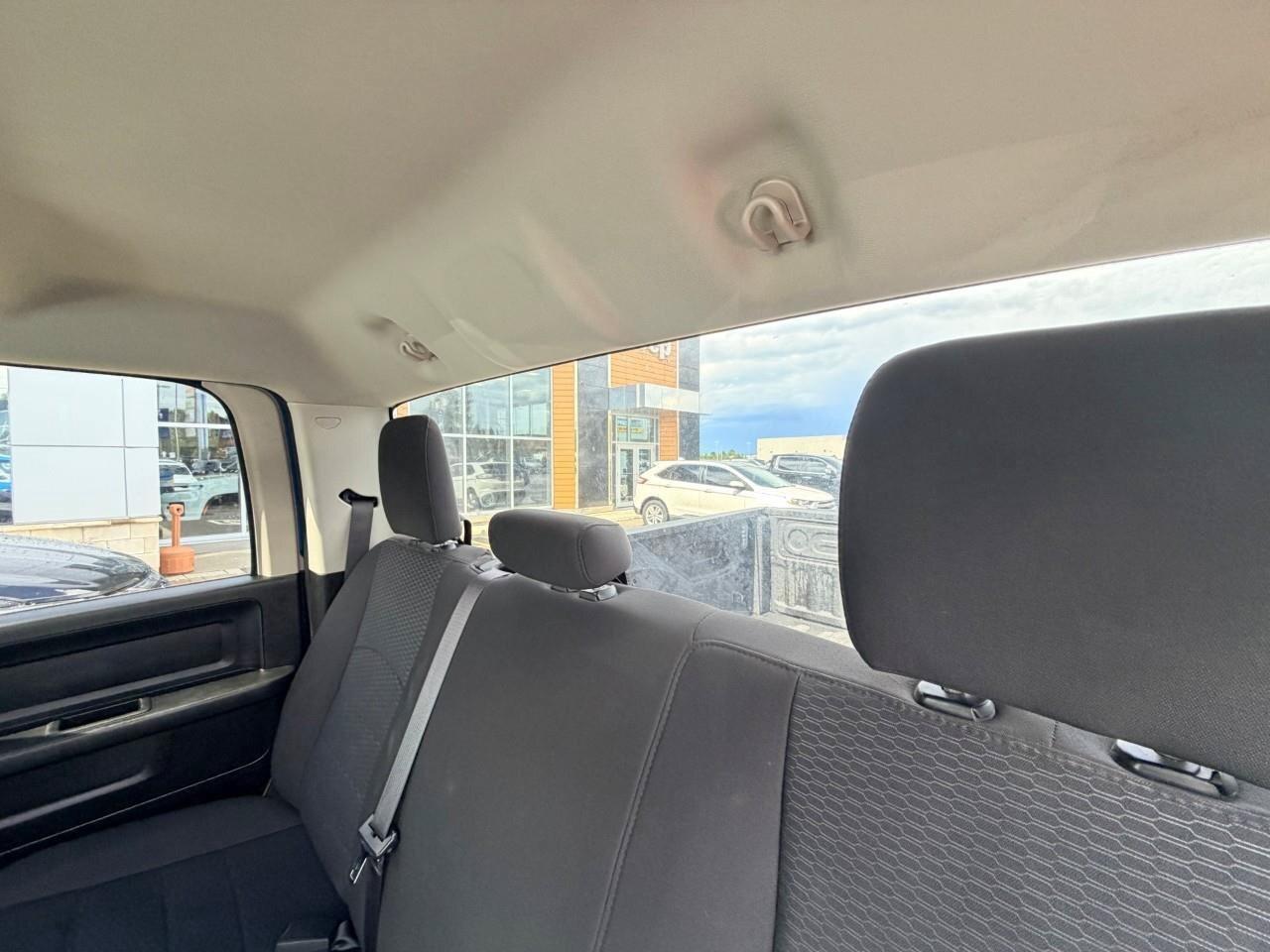 2019 RAM 1500 Classic Express 4x4 Crew Cab 5'7  Box Photo