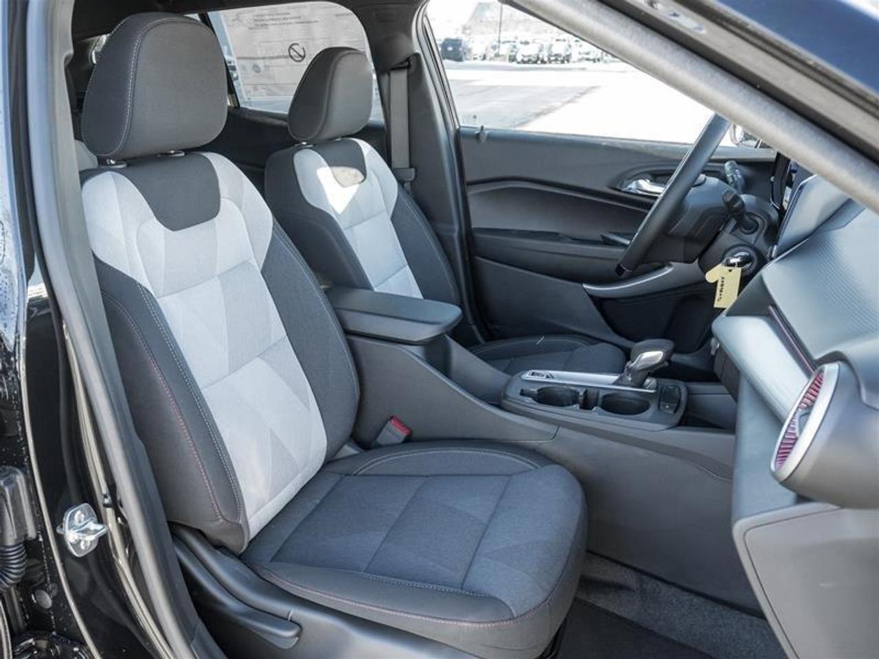 2026 Chevrolet Trax 1RS 4dr Front-Wheel Drive Photo