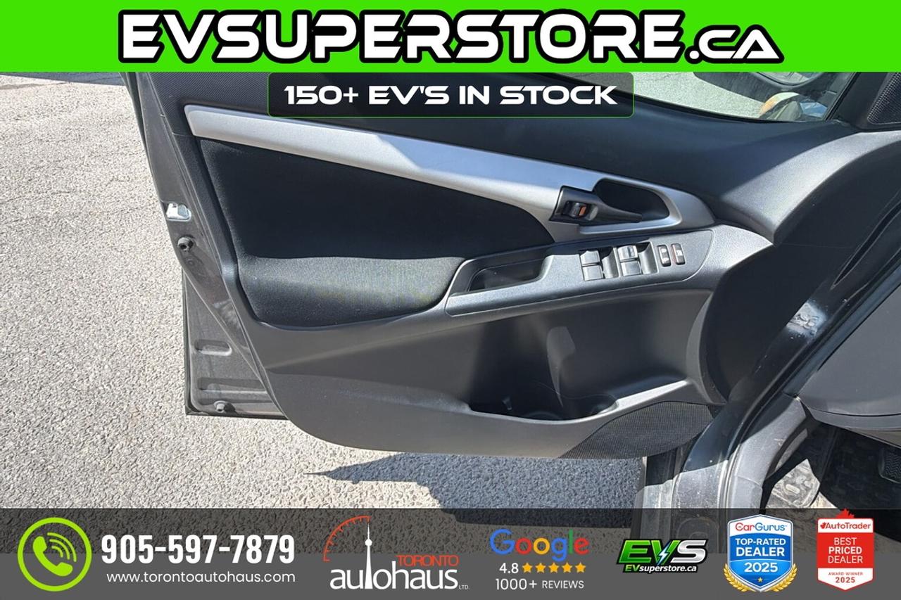 2013 Toyota Matrix JUST TRADED I AS-IS SPECIAL I 5SPD Photo