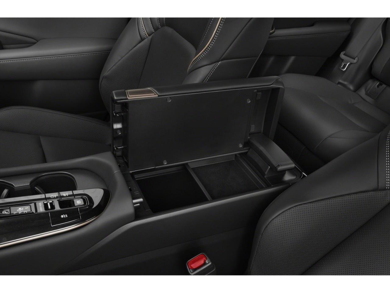 2026 Toyota Crown Signia Limited AWD Photo