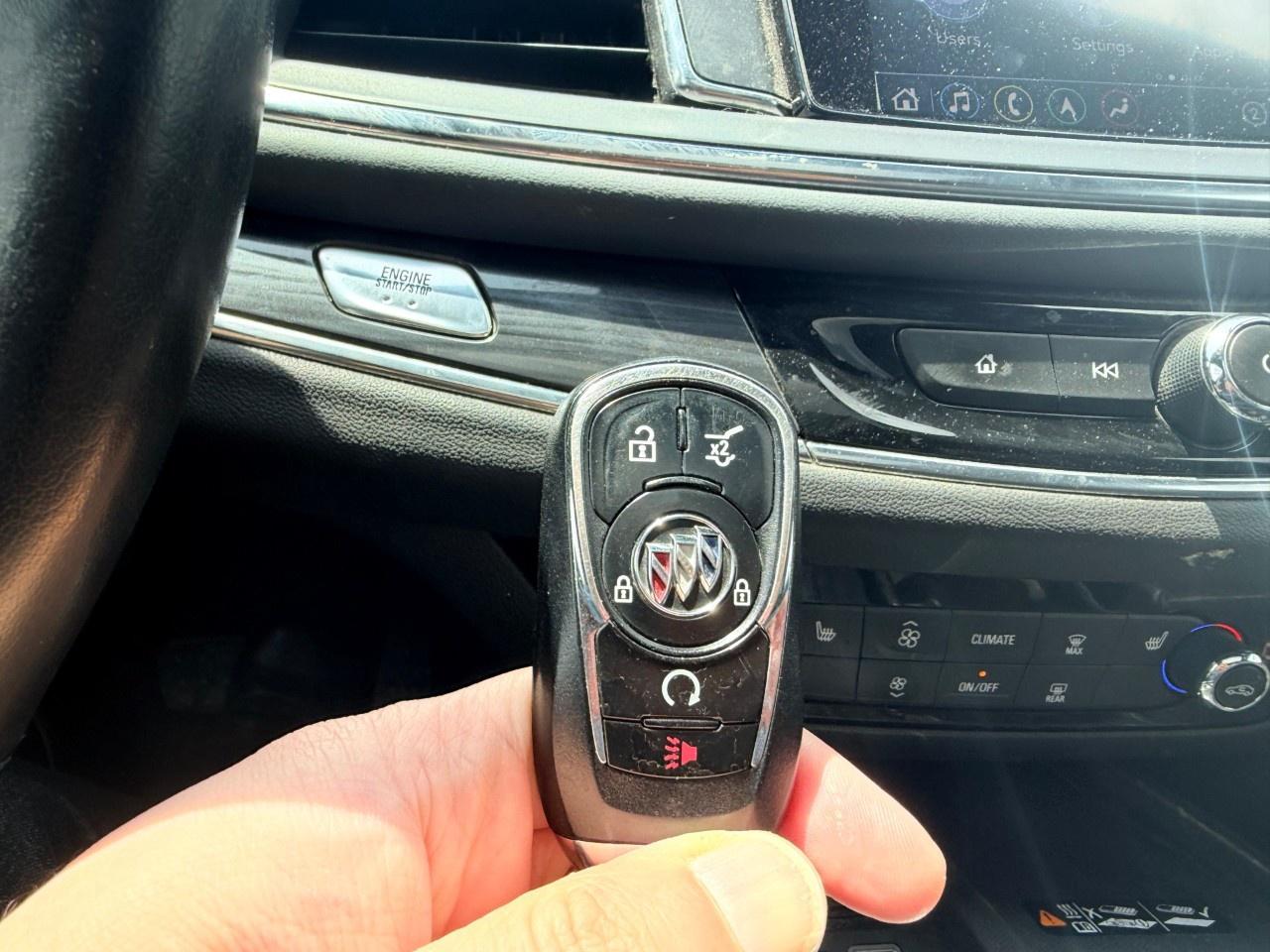2023 Buick Enclave Essence AWD Photo