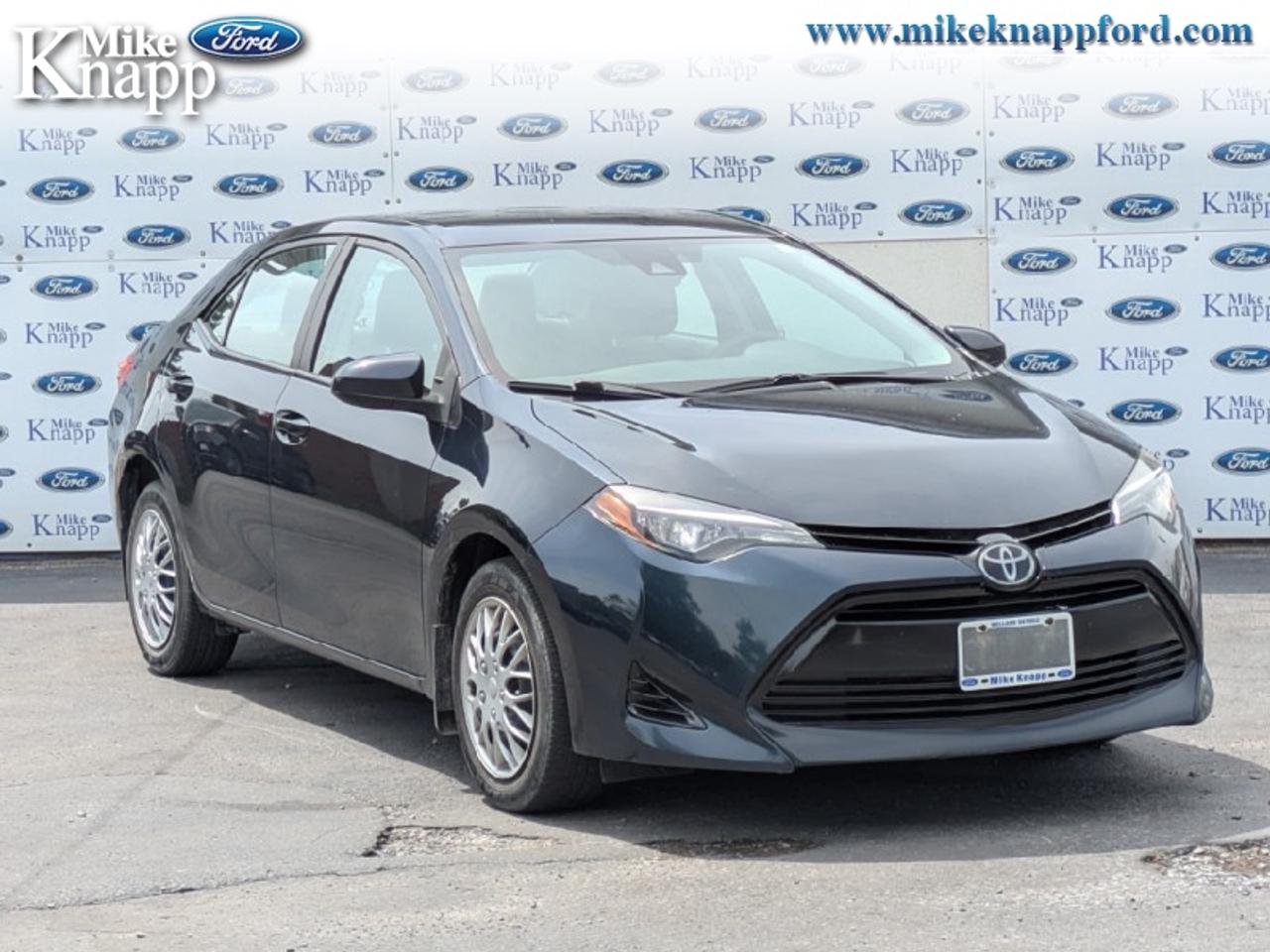 2018 Toyota Corolla LE Photo