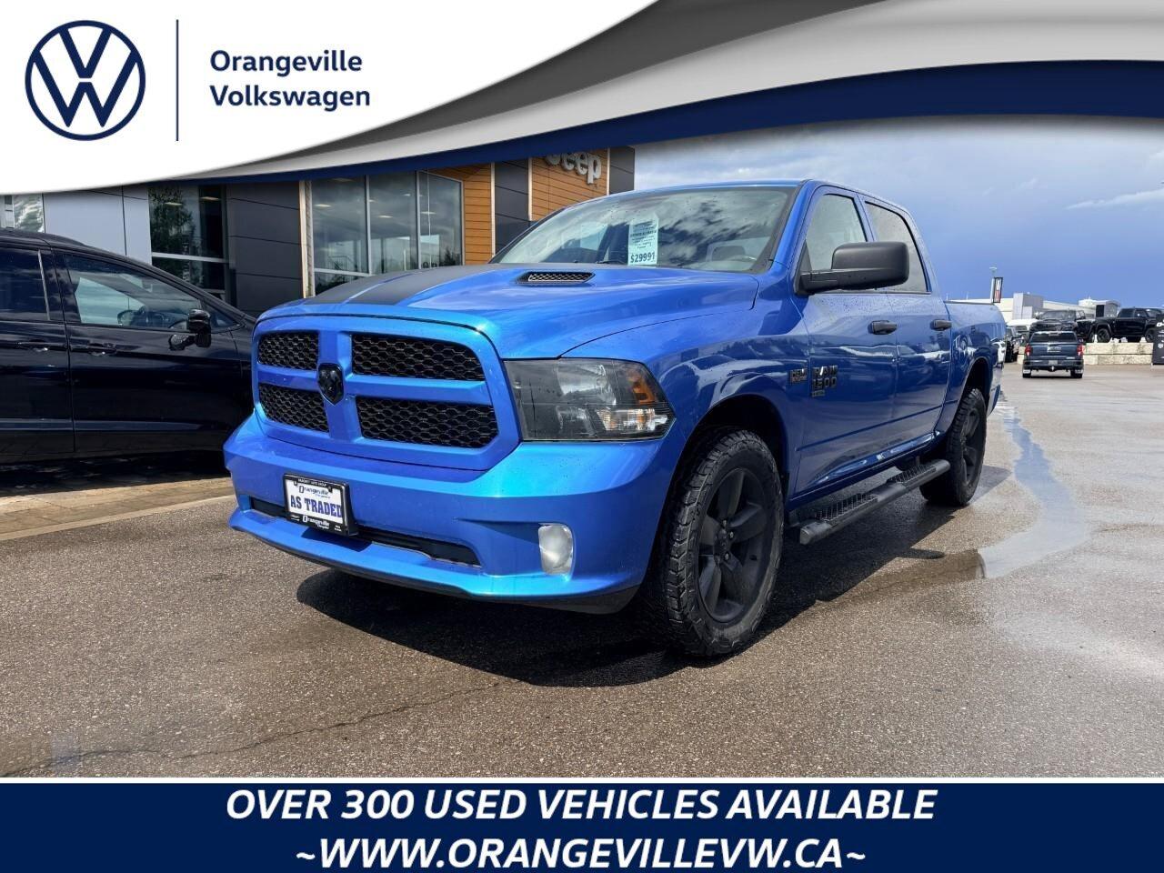 2019 RAM 1500 Classic Express 4x4 Crew Cab 5'7  Box Photo0