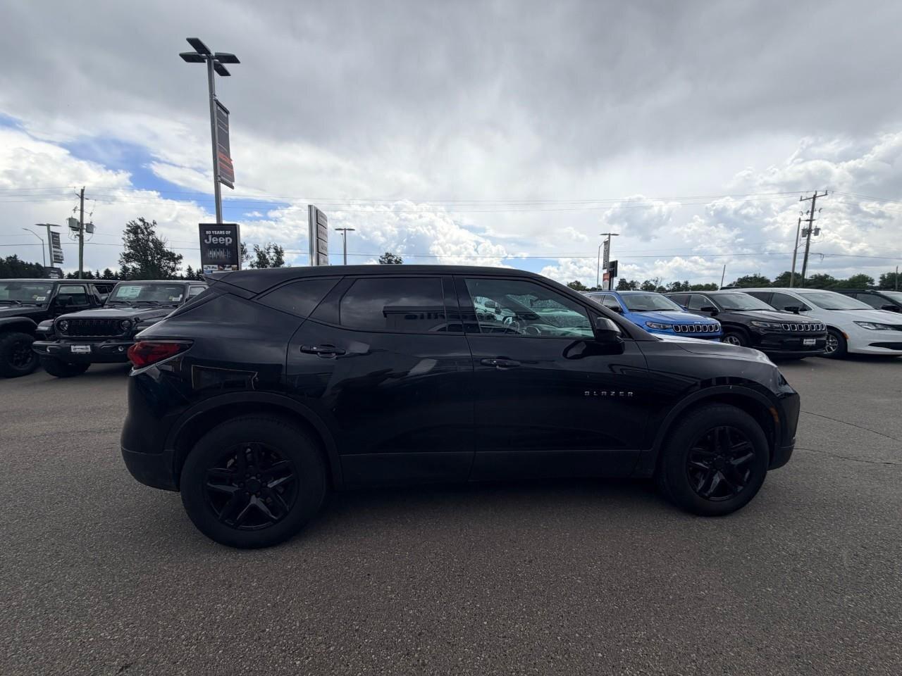 2019 Chevrolet Blazer FWD 4dr  3.6L Photo