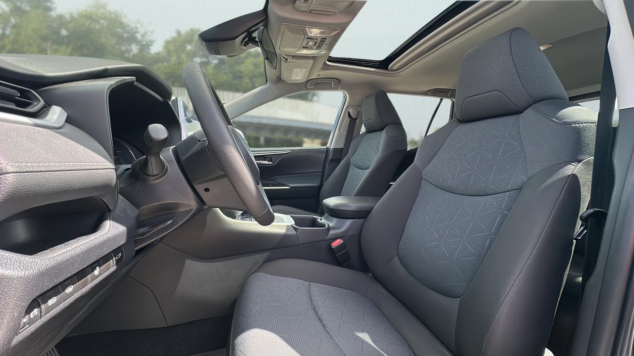 2025 Toyota RAV4 Hybrid  Photo
