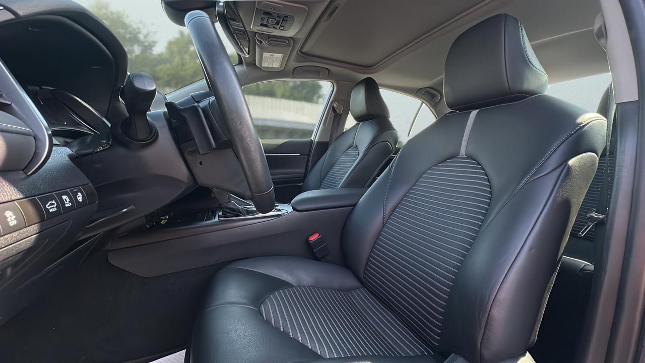 2023 Toyota Camry SE Auto AWD Photo