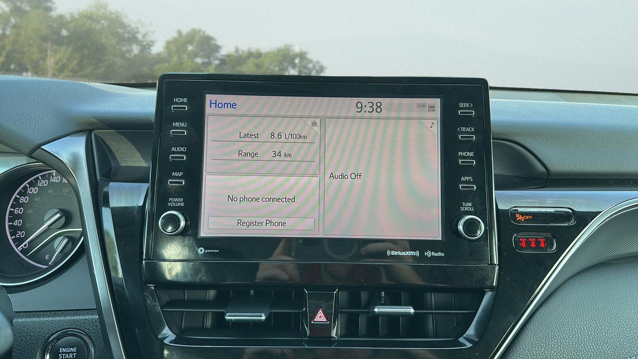 2023 Toyota Camry SE Auto AWD Photo