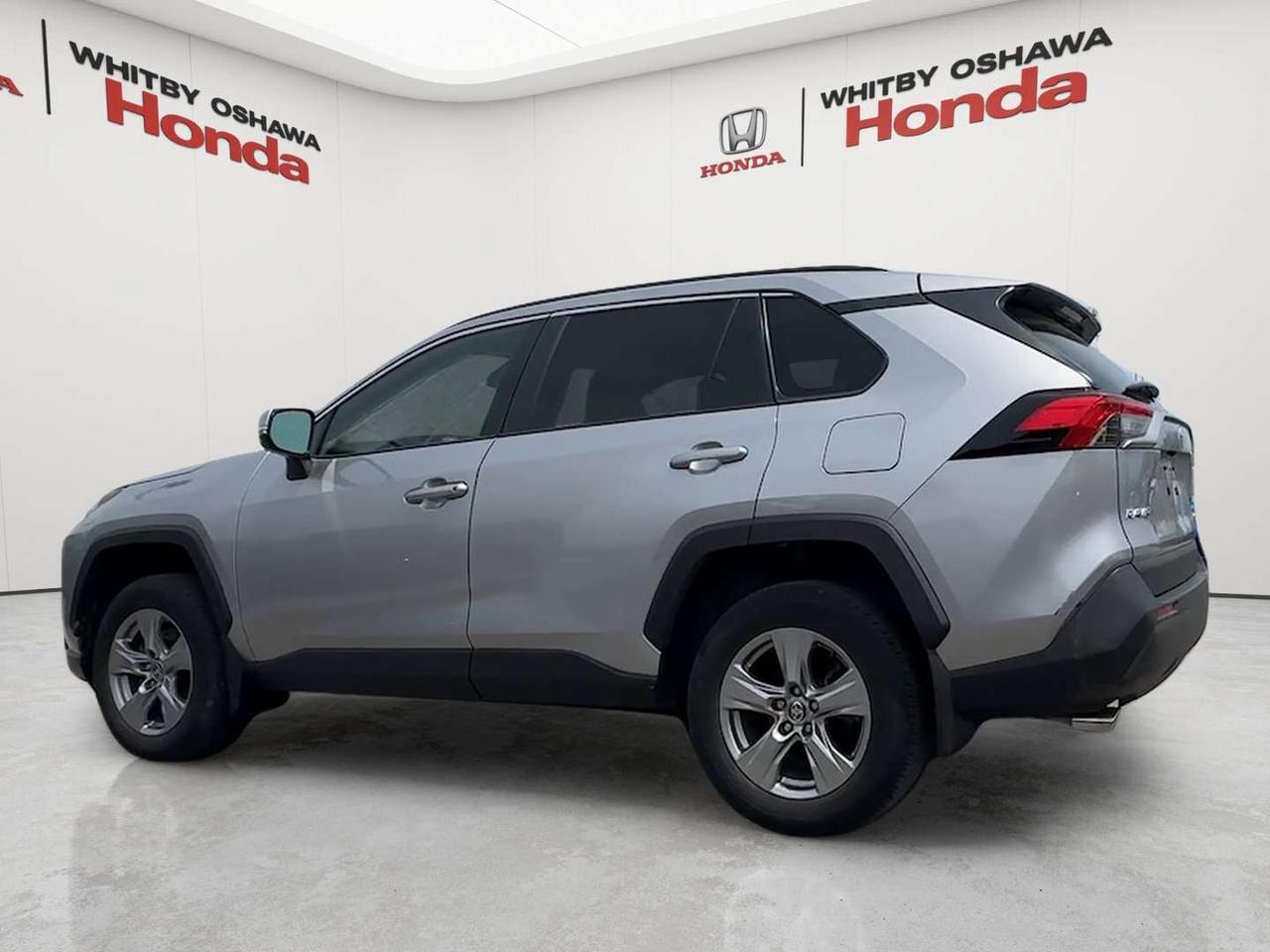 2025 Toyota RAV4 XLE Photo3