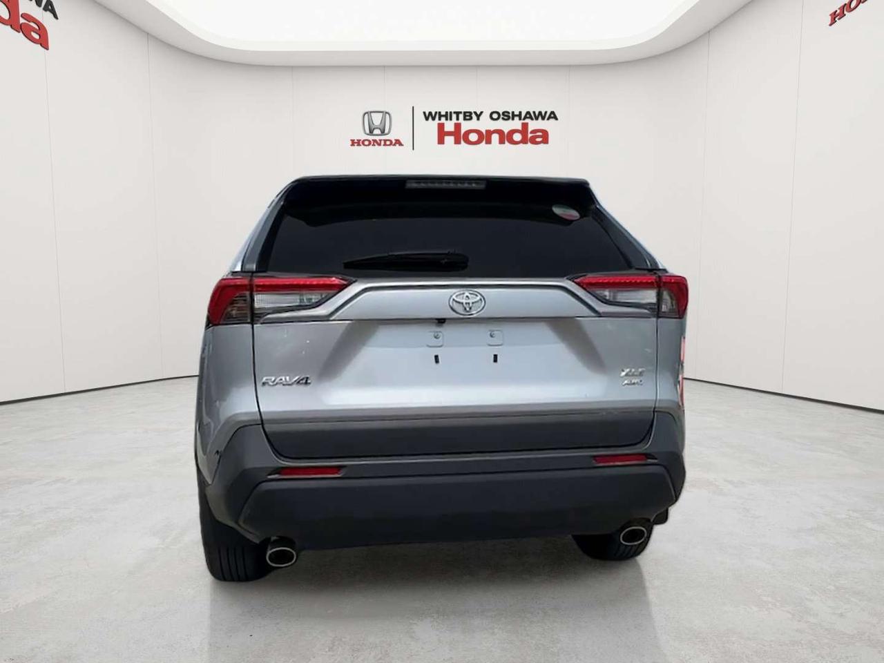 2025 Toyota RAV4 XLE Photo