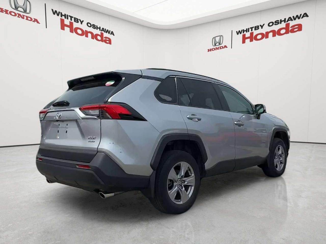 2025 Toyota RAV4 XLE Photo