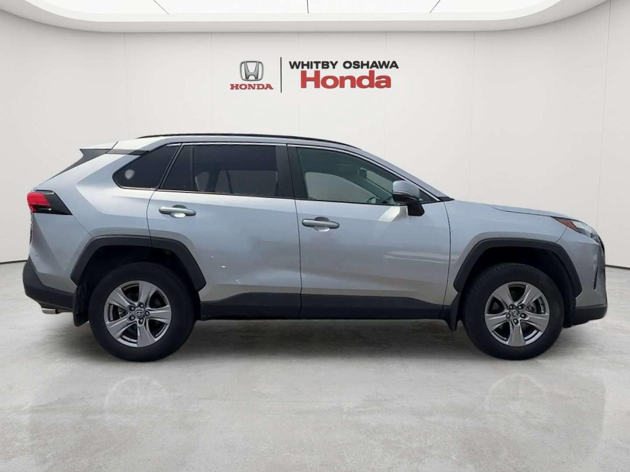 2025 Toyota RAV4 XLE Photo