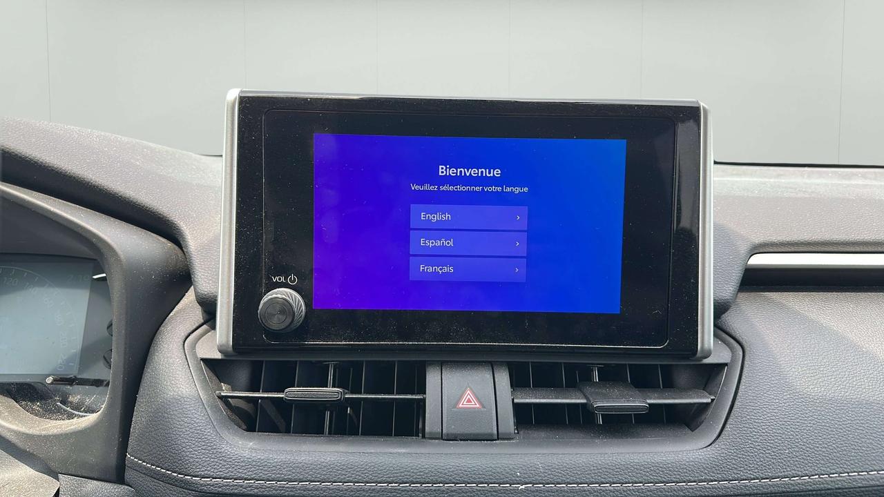 2025 Toyota RAV4 XLE Photo