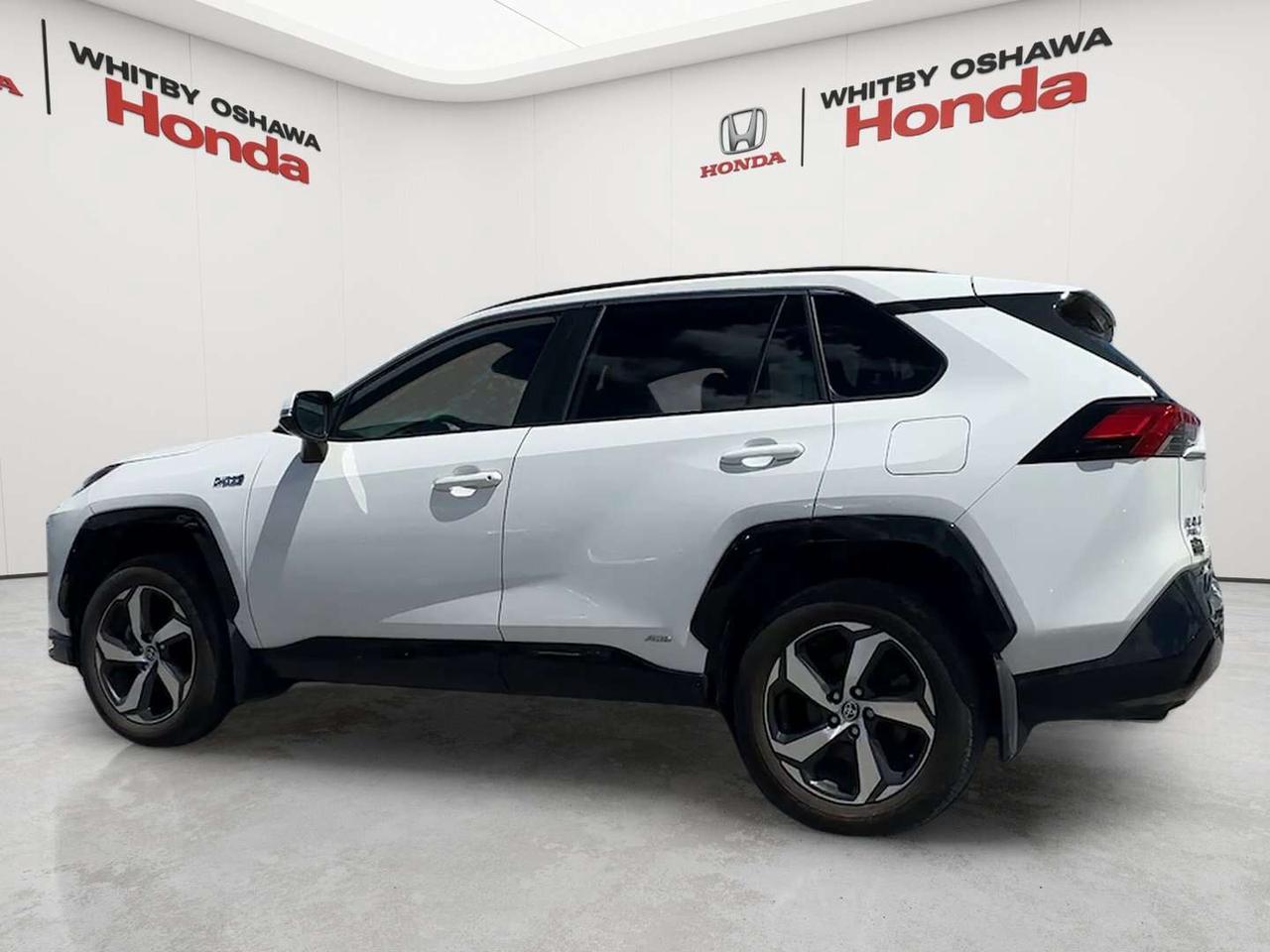 2024 Toyota RAV4 Prime SE Photo