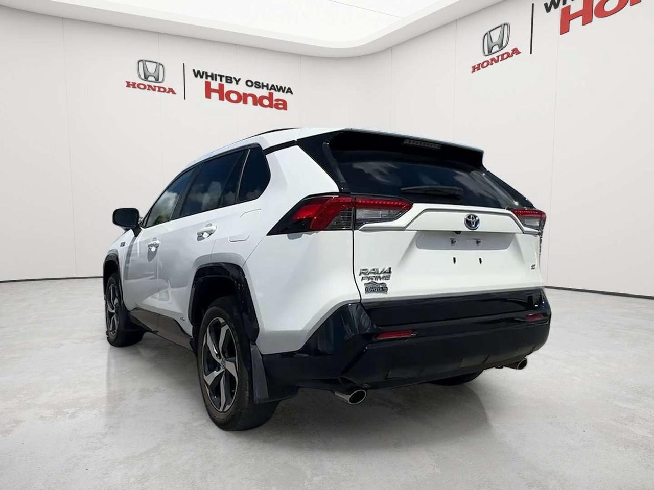 2024 Toyota RAV4 Prime SE Photo
