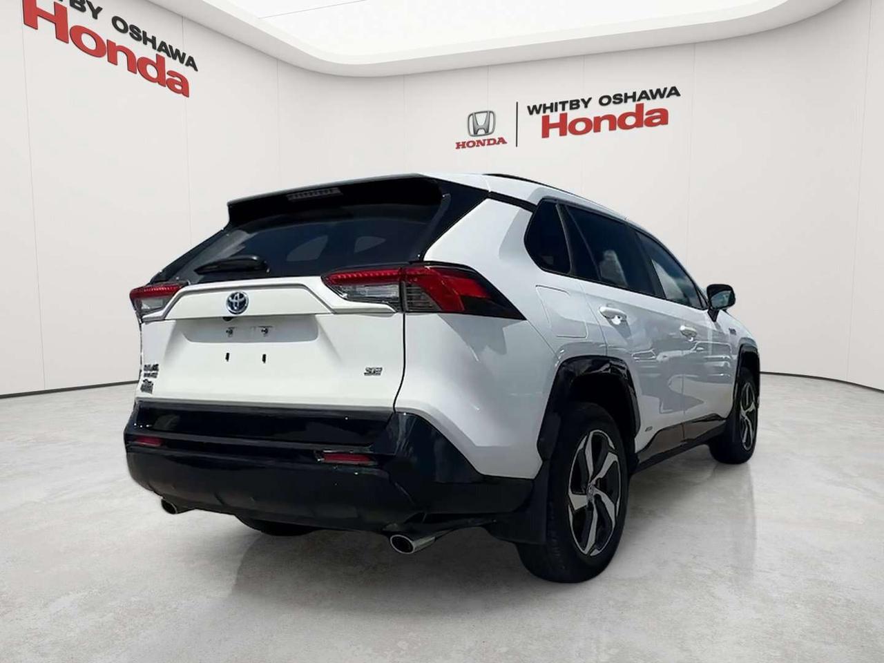 2024 Toyota RAV4 Prime SE Photo