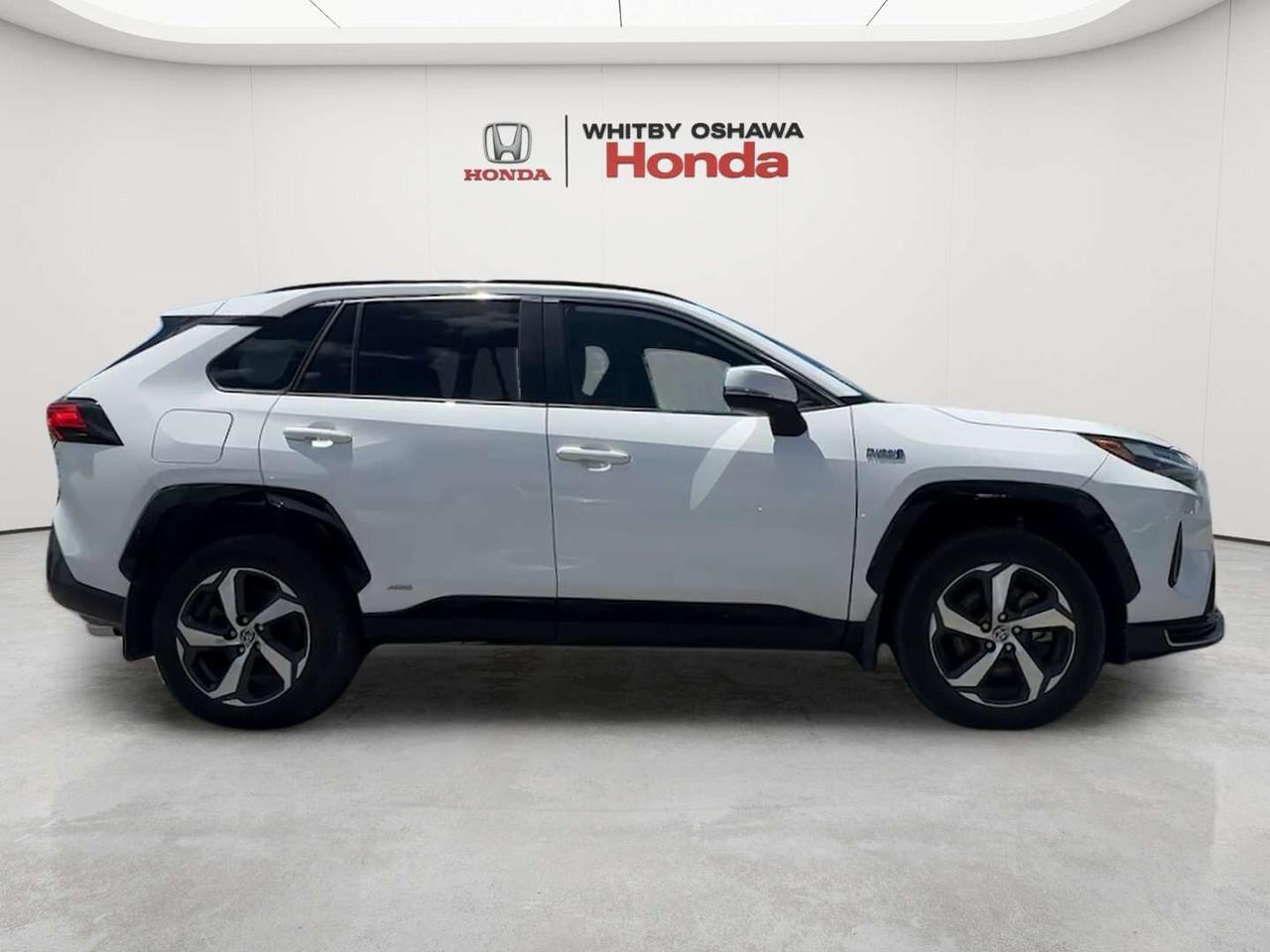 2024 Toyota RAV4 Prime SE Photo