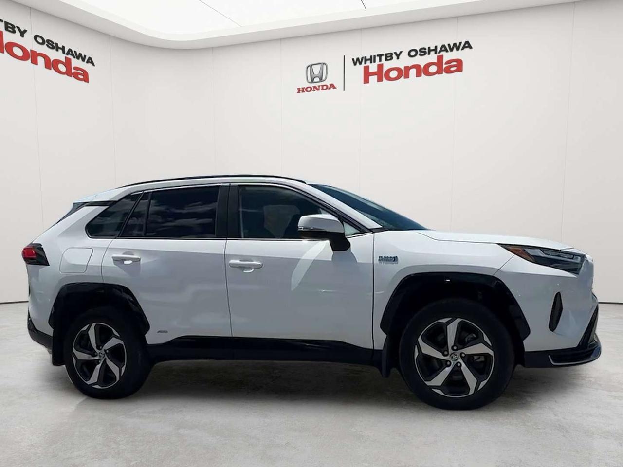 2024 Toyota RAV4 Prime SE Photo